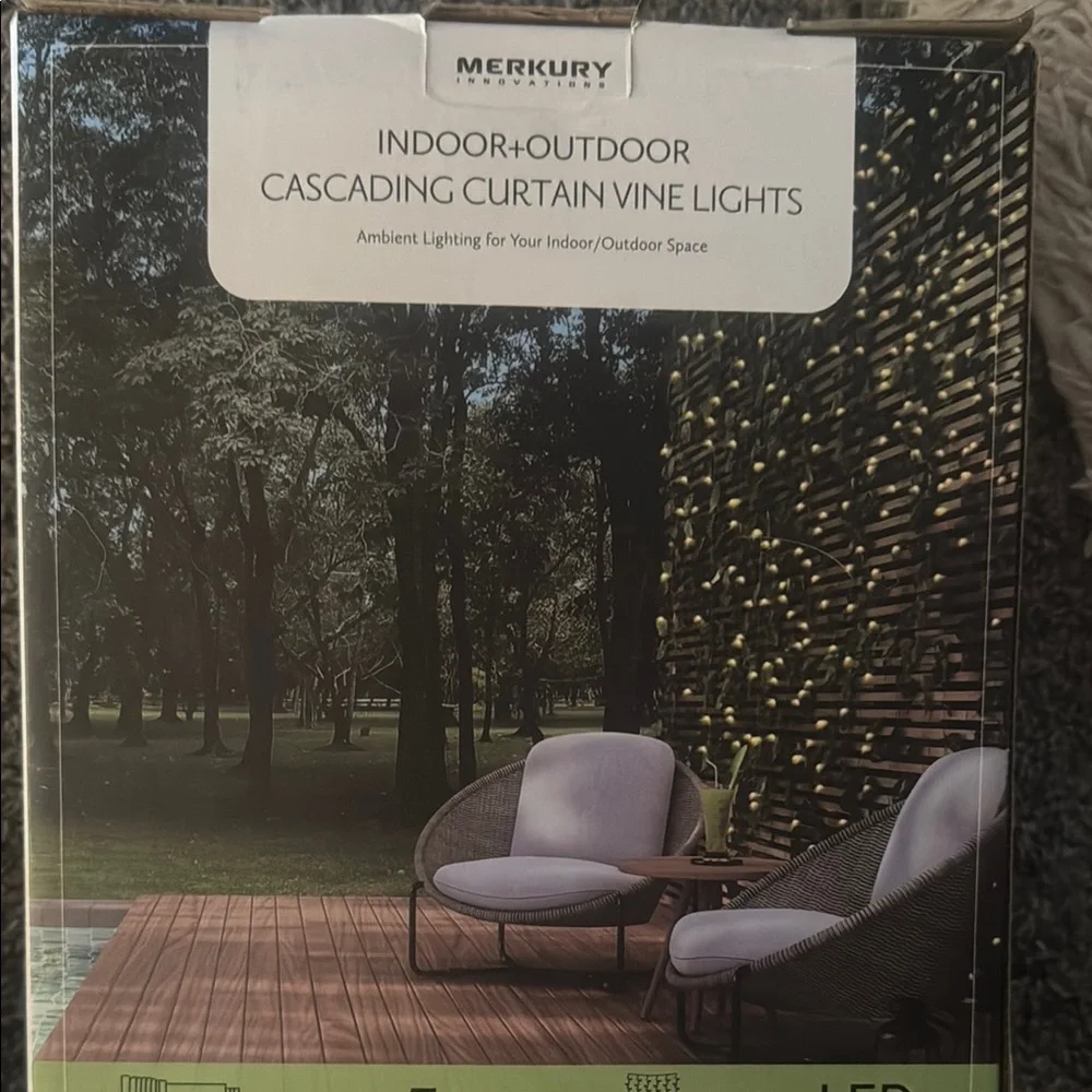 Indoor/Outdoor Cascading Curtain Vine Lights